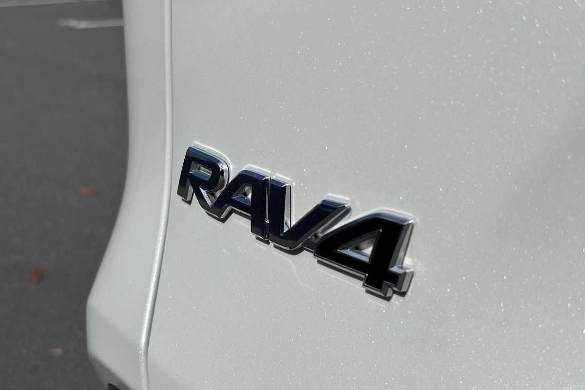 2024 Toyota RAV4 Cruiser AXAH52R