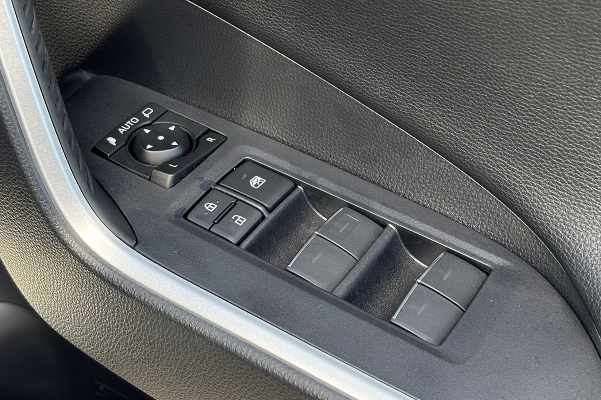 2024 Toyota RAV4 Cruiser AXAH52R