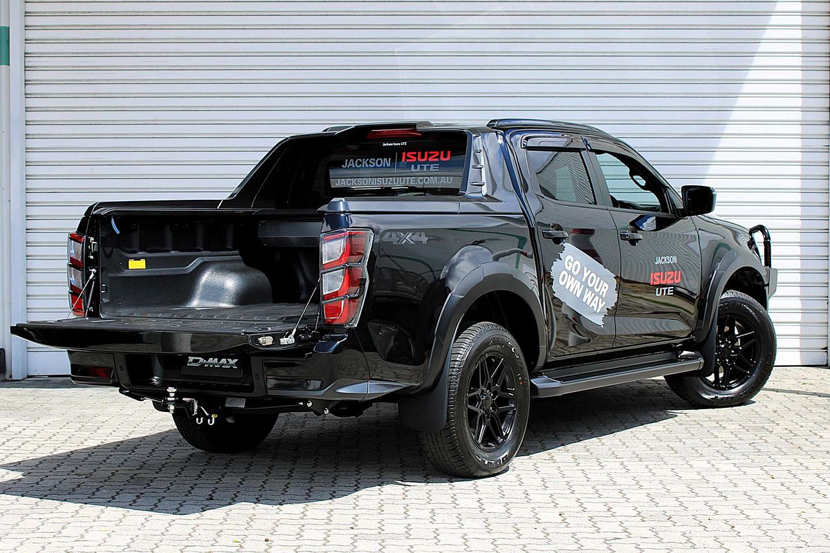 2025 Isuzu D-MAX X-TERRAIN 4X4