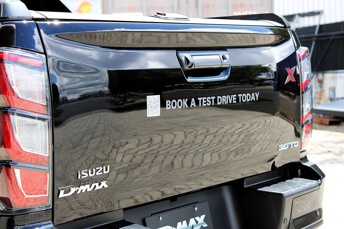 2025 Isuzu D-MAX X-TERRAIN 4X4