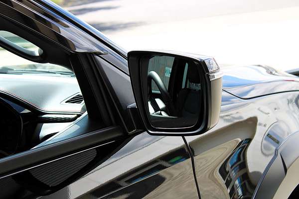 2025 Isuzu D-MAX X-TERRAIN 4X4