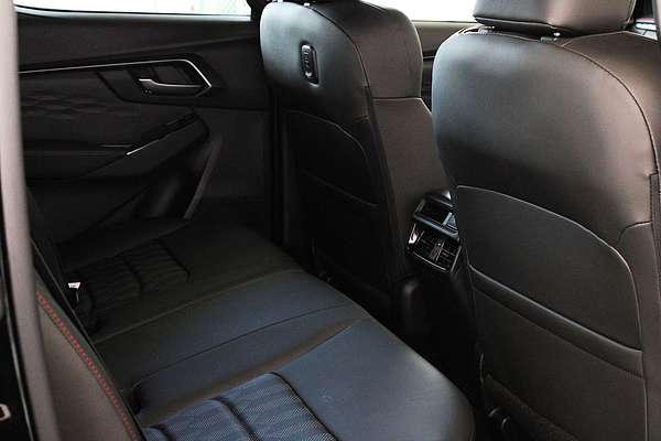 2025 Isuzu D-MAX X-TERRAIN 4X4