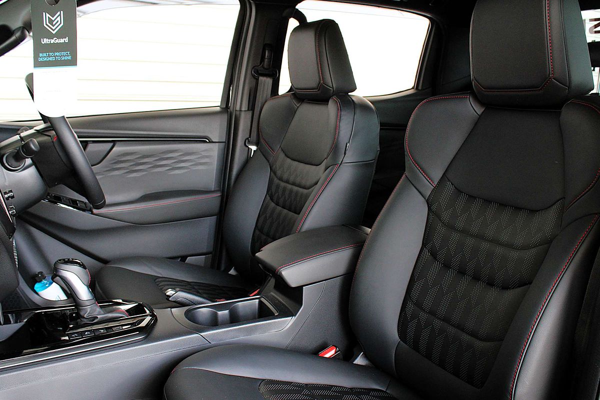 2025 Isuzu D-MAX X-TERRAIN 4X4