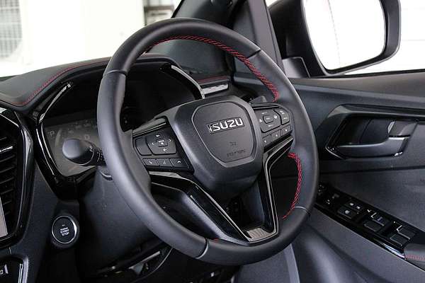 2025 Isuzu D-MAX X-TERRAIN 4X4