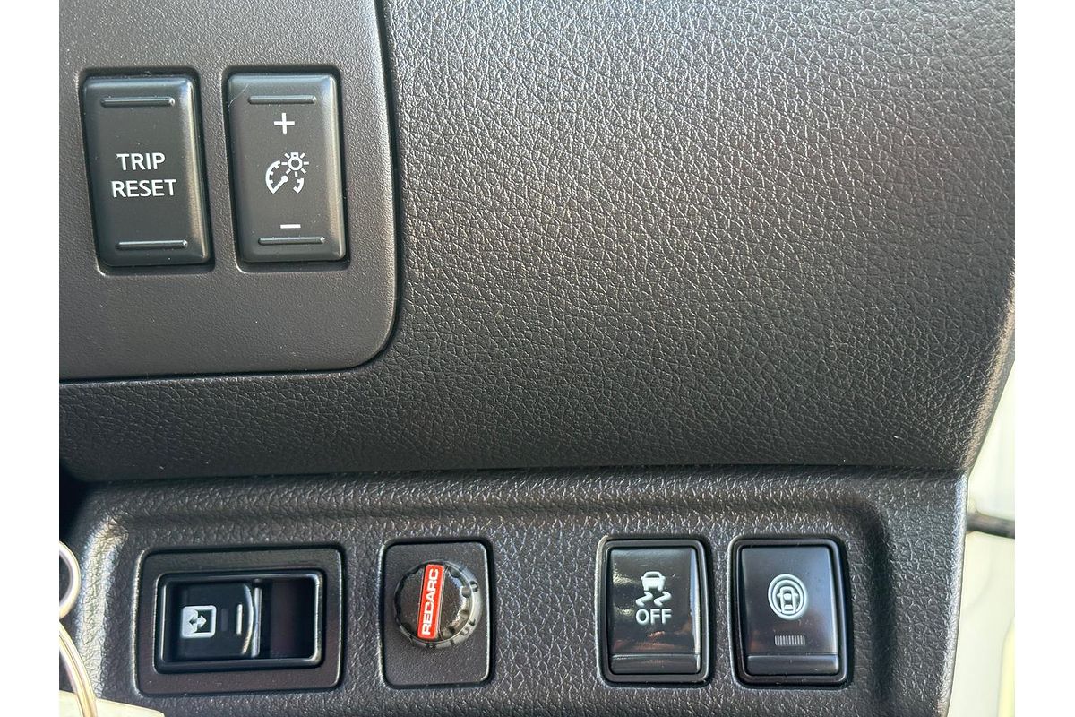 2021 Nissan Navara ST D23 Rear Wheel Drive