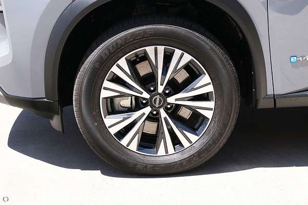 2025 Nissan X-TRAIL ST-L e-POWER T33