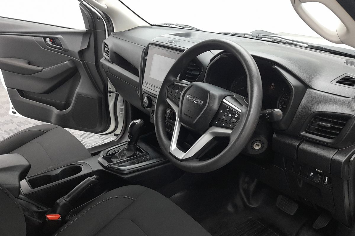 2022 Isuzu D-MAX SX 4X4