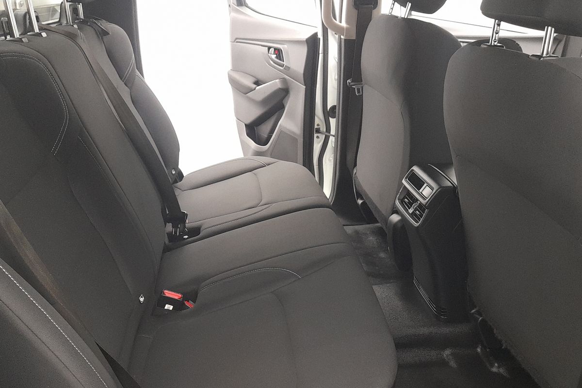 2022 Isuzu D-MAX SX 4X4