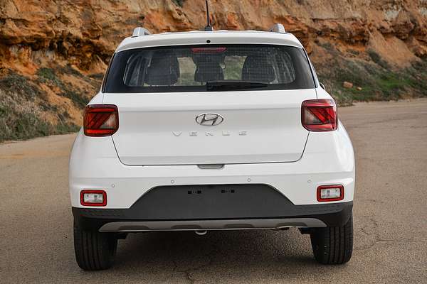 2025 Hyundai Venue Active QX.V5
