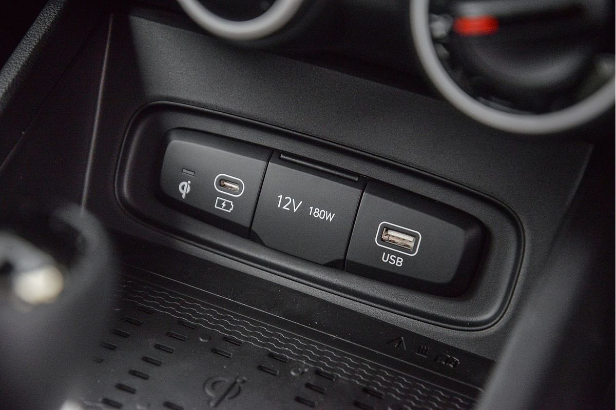 2025 Hyundai Venue Active QX.V5