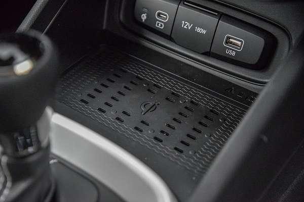 2025 Hyundai Venue Active QX.V5