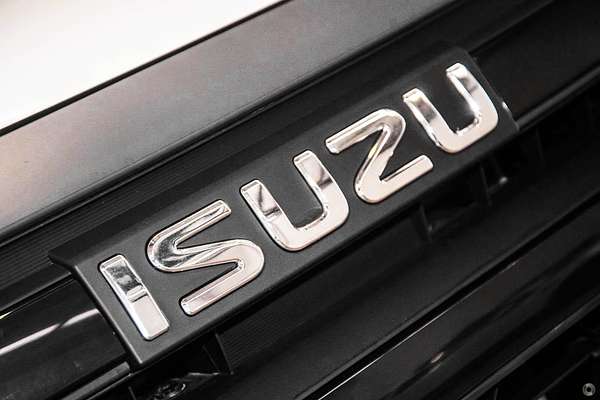 2025 Isuzu D-MAX SX 4X4