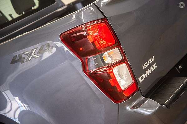 2025 Isuzu D-MAX SX 4X4