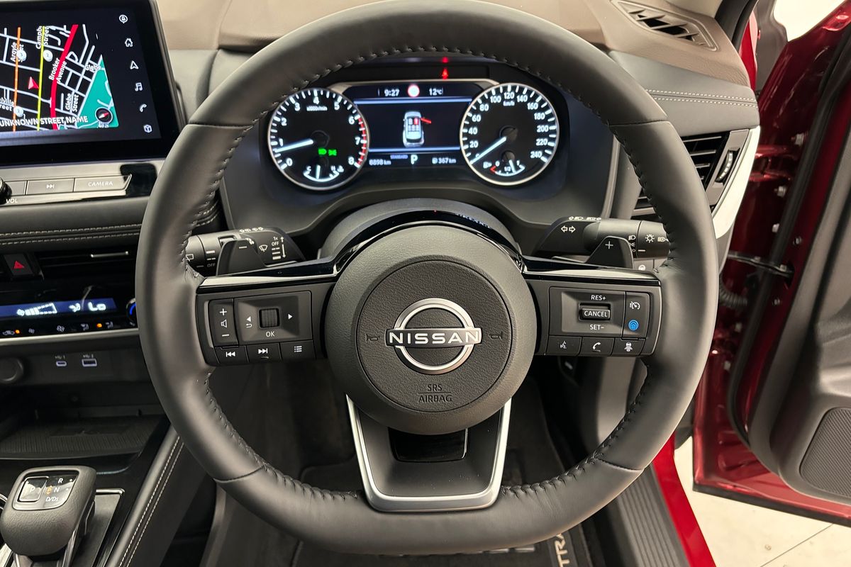 2025 Nissan X-TRAIL ST-L T33