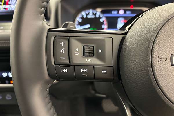 2025 Nissan X-TRAIL ST-L T33