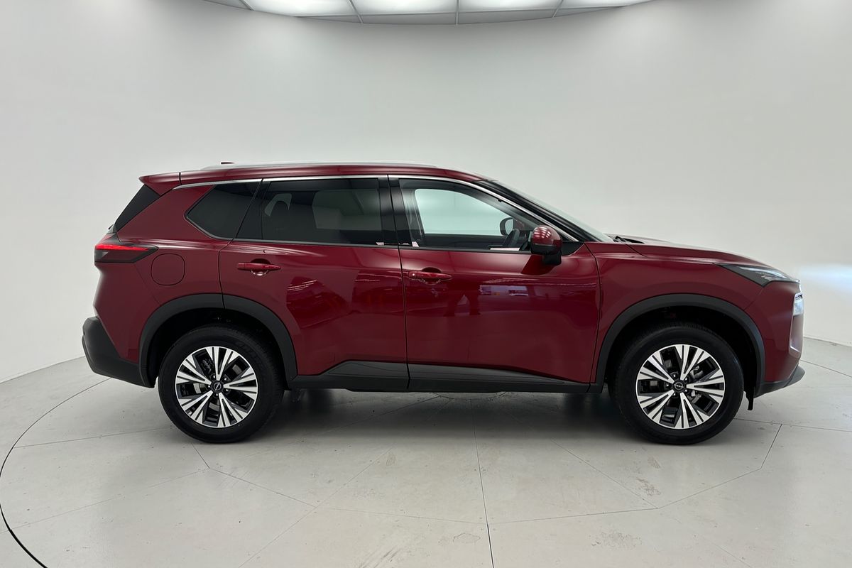 2025 Nissan X-TRAIL ST-L T33