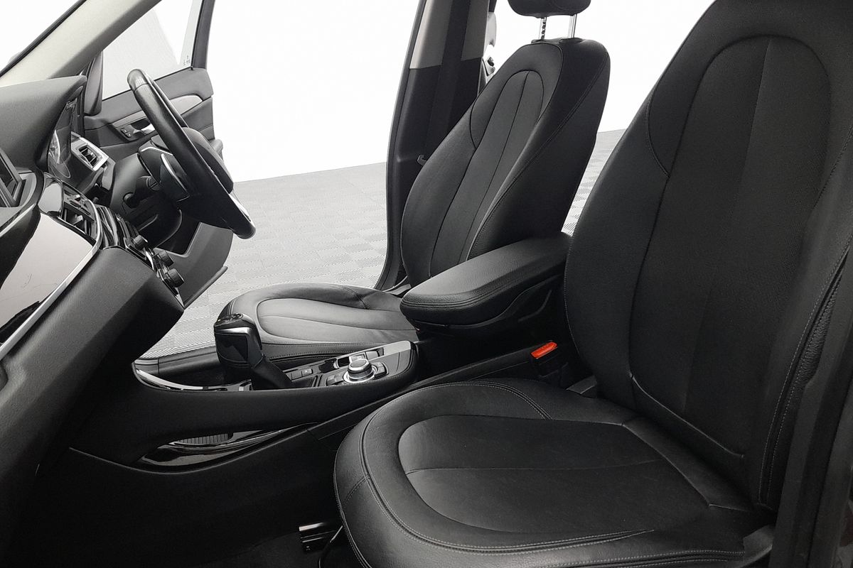 2016 BMW X1 xDrive20d F48