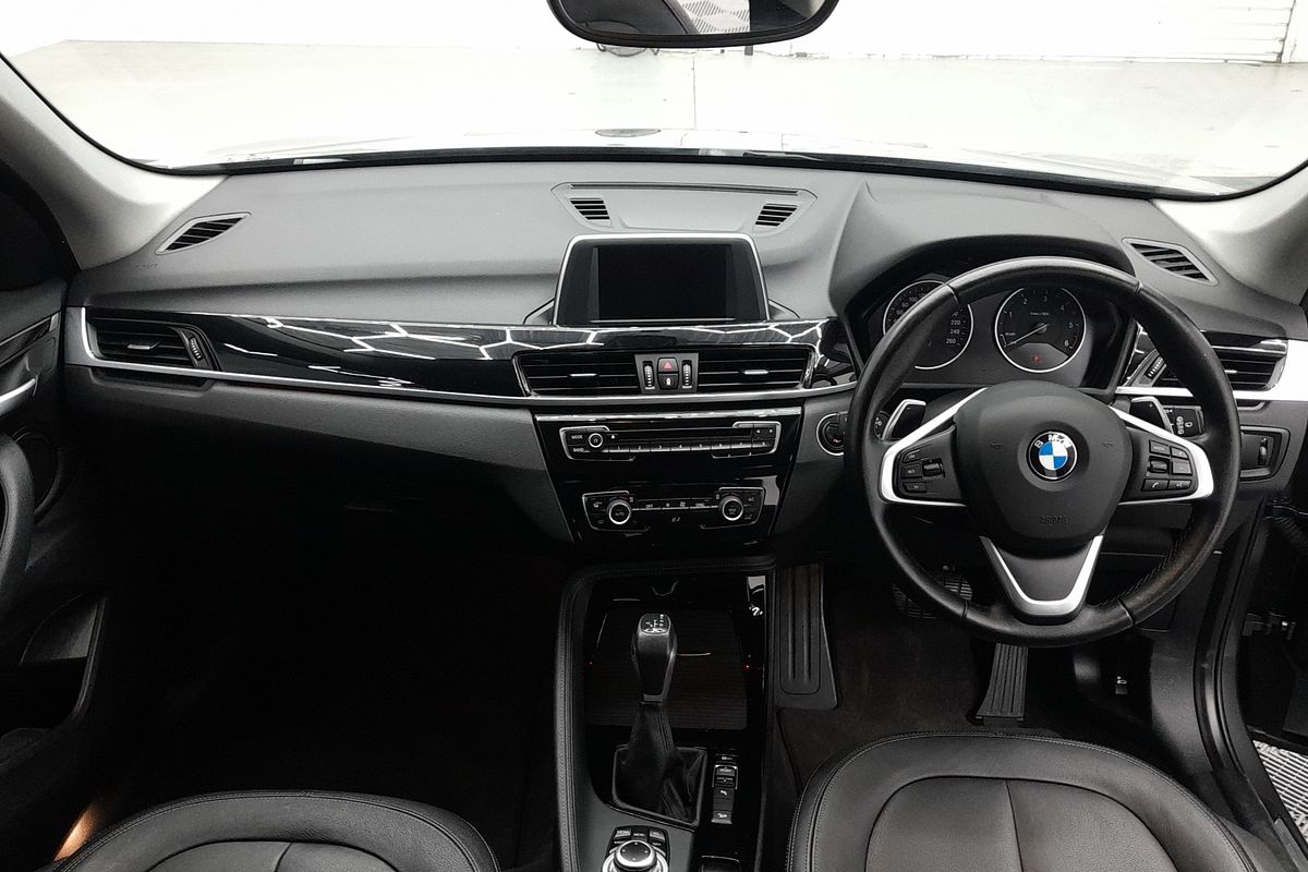 2016 BMW X1 xDrive20d F48