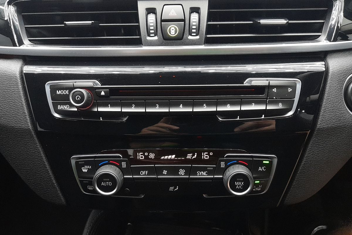 2016 BMW X1 xDrive20d F48