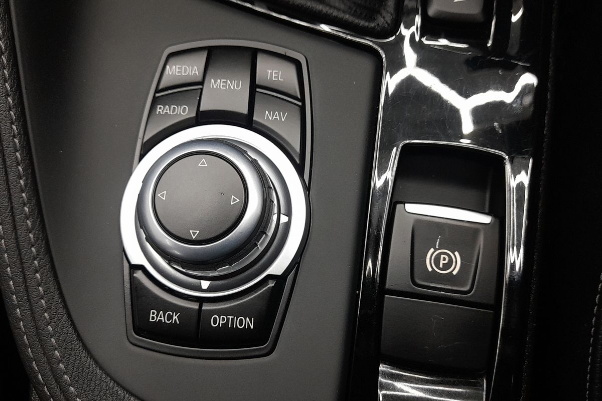 2016 BMW X1 xDrive20d F48