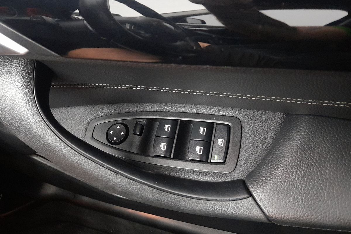 2016 BMW X1 xDrive20d F48