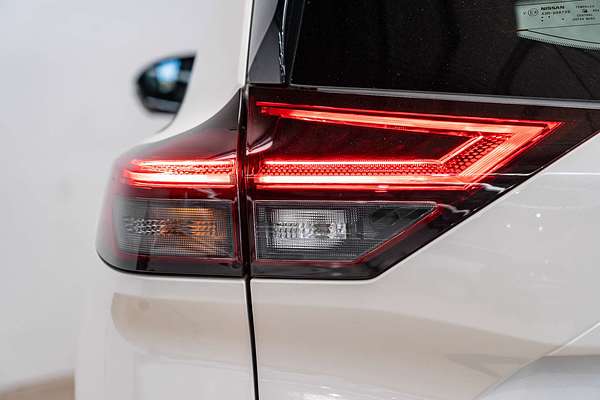 2023 Nissan X-TRAIL ST-L T33