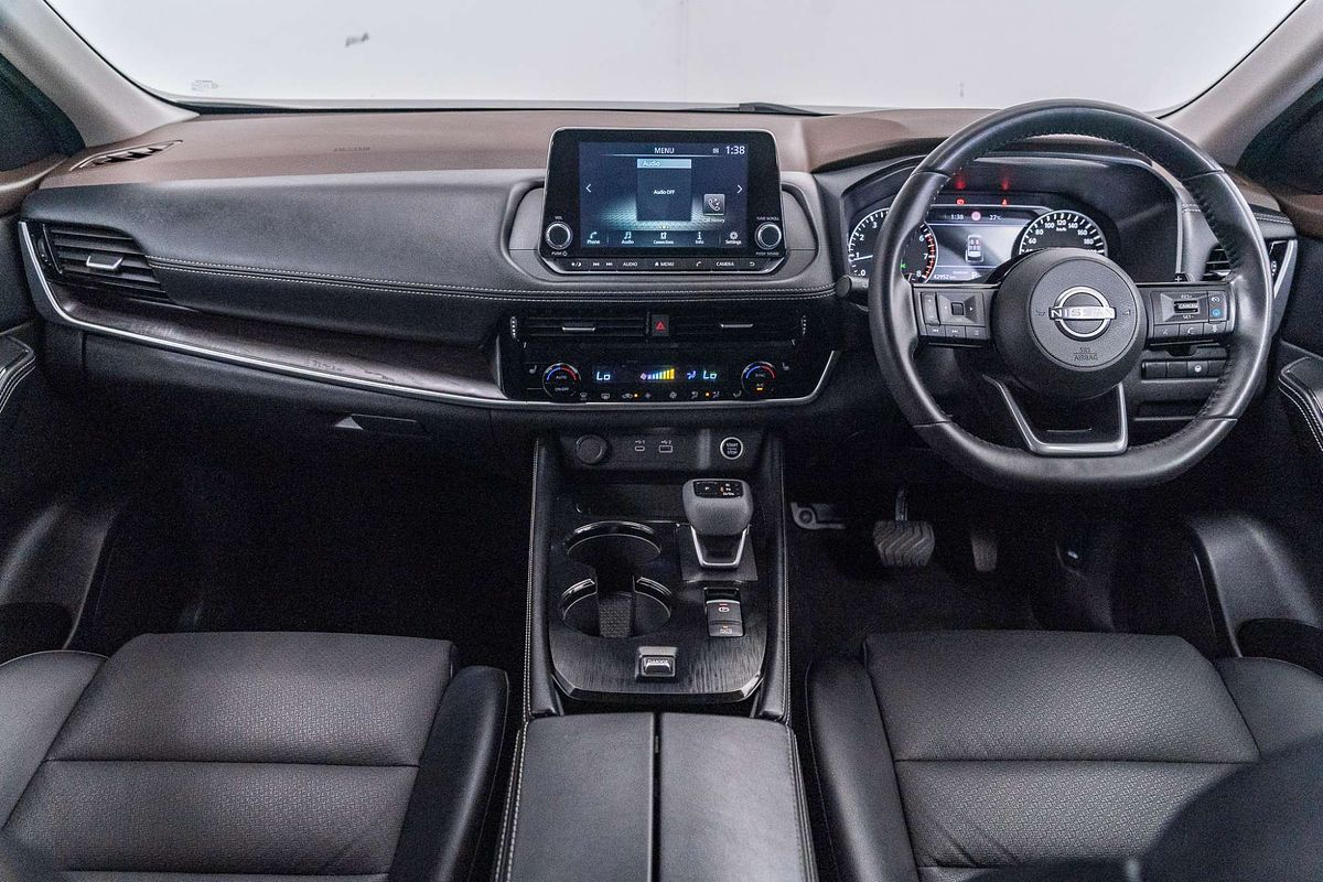 2023 Nissan X-TRAIL ST-L T33