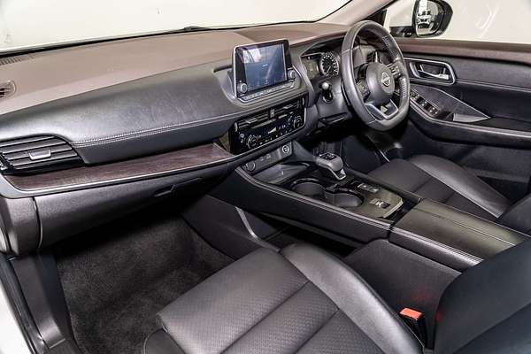 2023 Nissan X-TRAIL ST-L T33