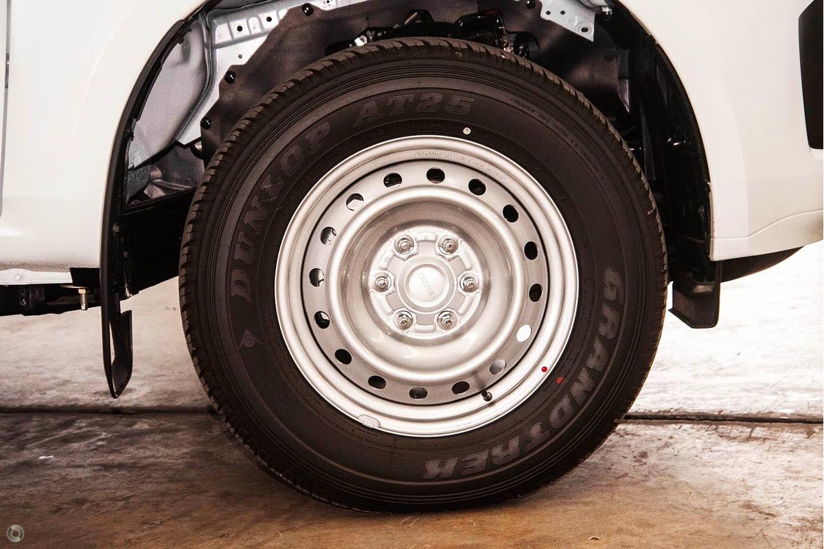 2025 Isuzu D-MAX SX 4X4