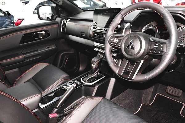 2025 Mitsubishi Triton GSR MV 4X4