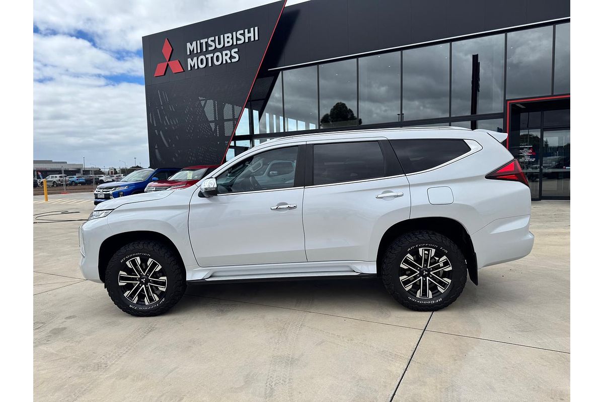 2022 Mitsubishi Pajero Sport GLS QF