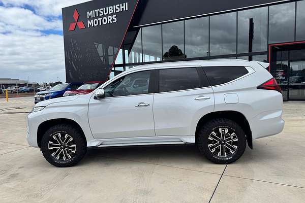 2022 Mitsubishi Pajero Sport GLS QF