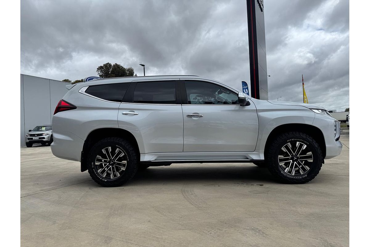 2022 Mitsubishi Pajero Sport GLS QF