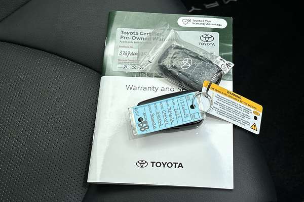 2023 Toyota Camry SX AXVH70R thumb-22