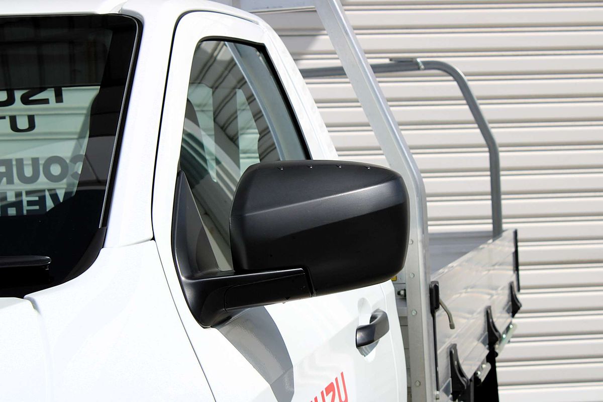 2025 Isuzu D-MAX SX High Ride Rear Wheel Drive