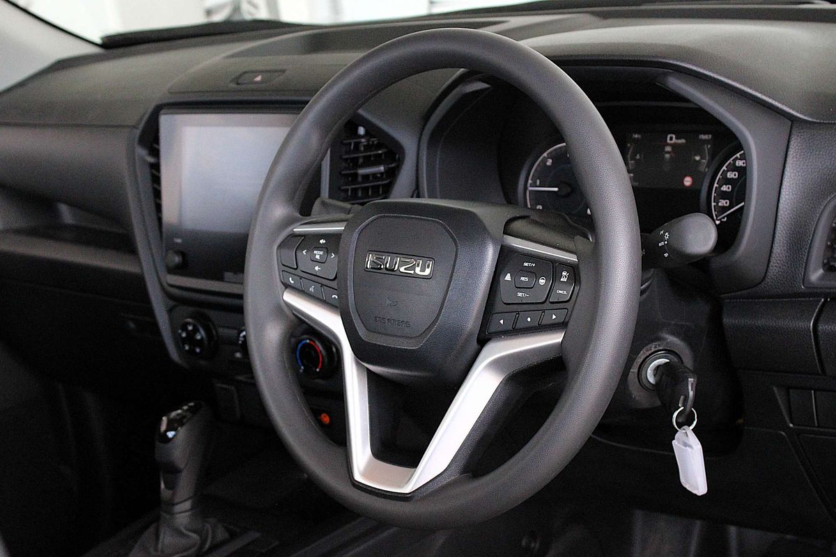 2025 Isuzu D-MAX SX High Ride Rear Wheel Drive