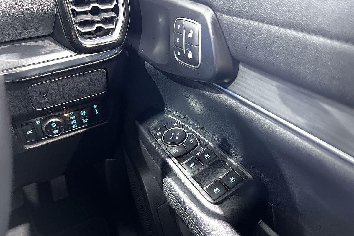 2025 Ford Everest Sport 2.0L