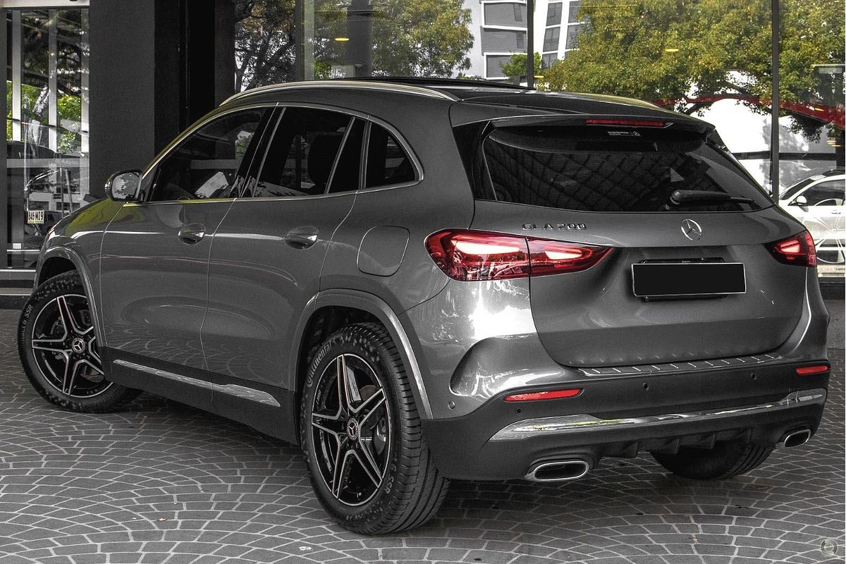 2025 Mercedes-Benz GLA-Class GLA200 H247