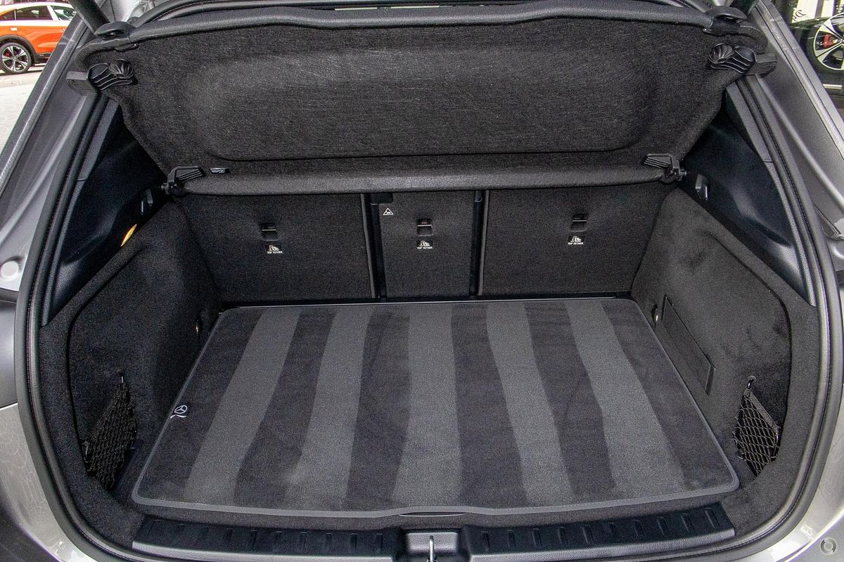 2025 Mercedes-Benz GLA-Class GLA200 H247