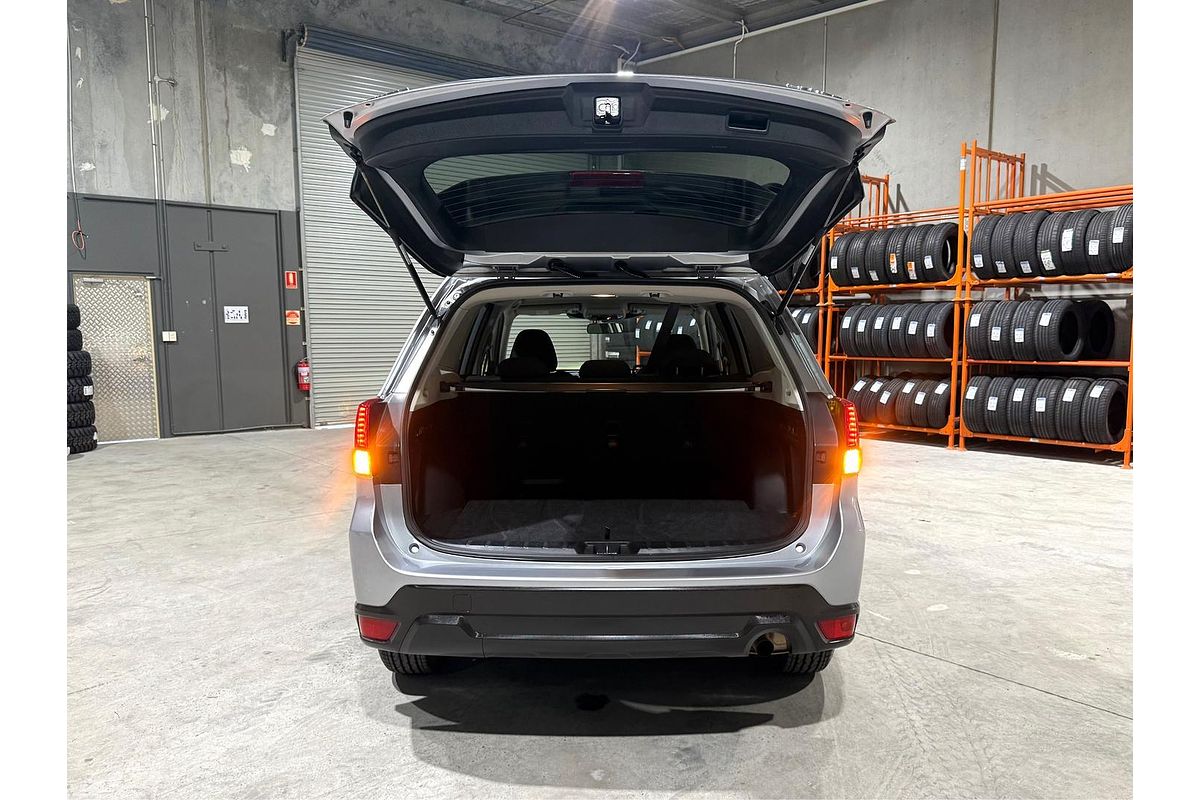 2023 Subaru Forester 2.5i S5