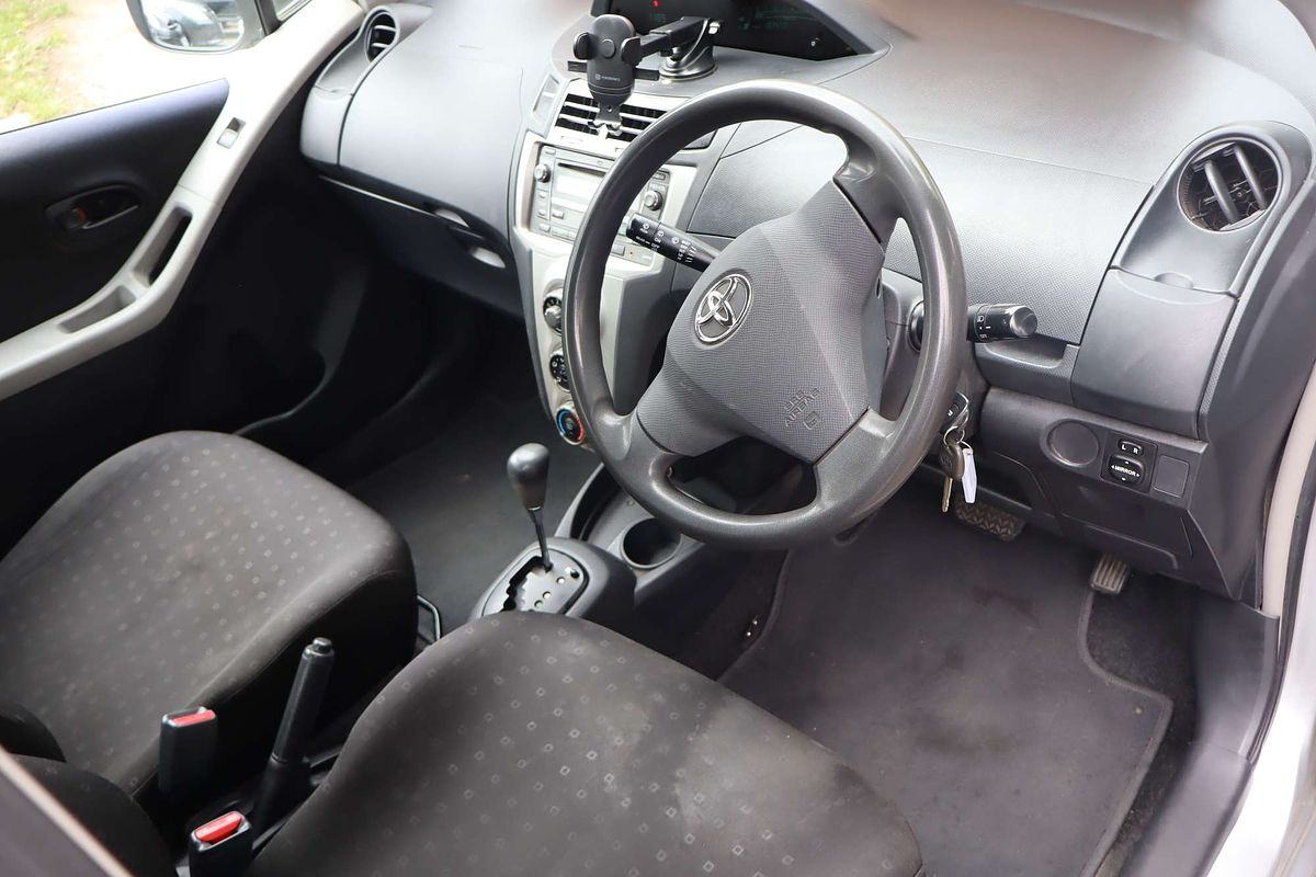 2008 Toyota Yaris YR NCP90R