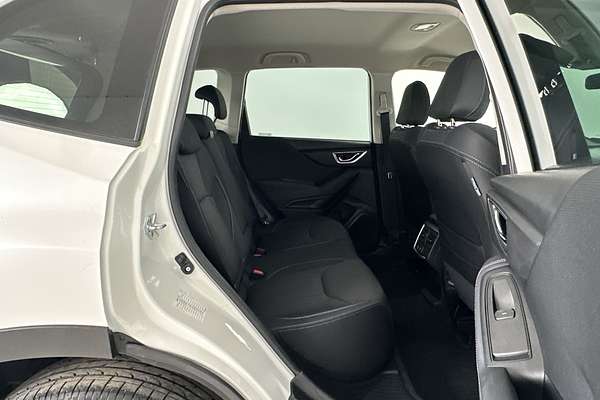 2023 Subaru Forester 2.5i S5