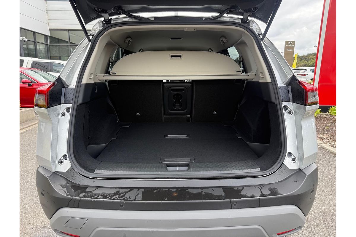 2025 Nissan X-TRAIL ST-L T33