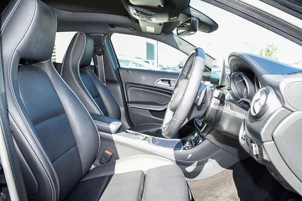 2018 Mercedes-Benz GLA-Class GLA180 X156