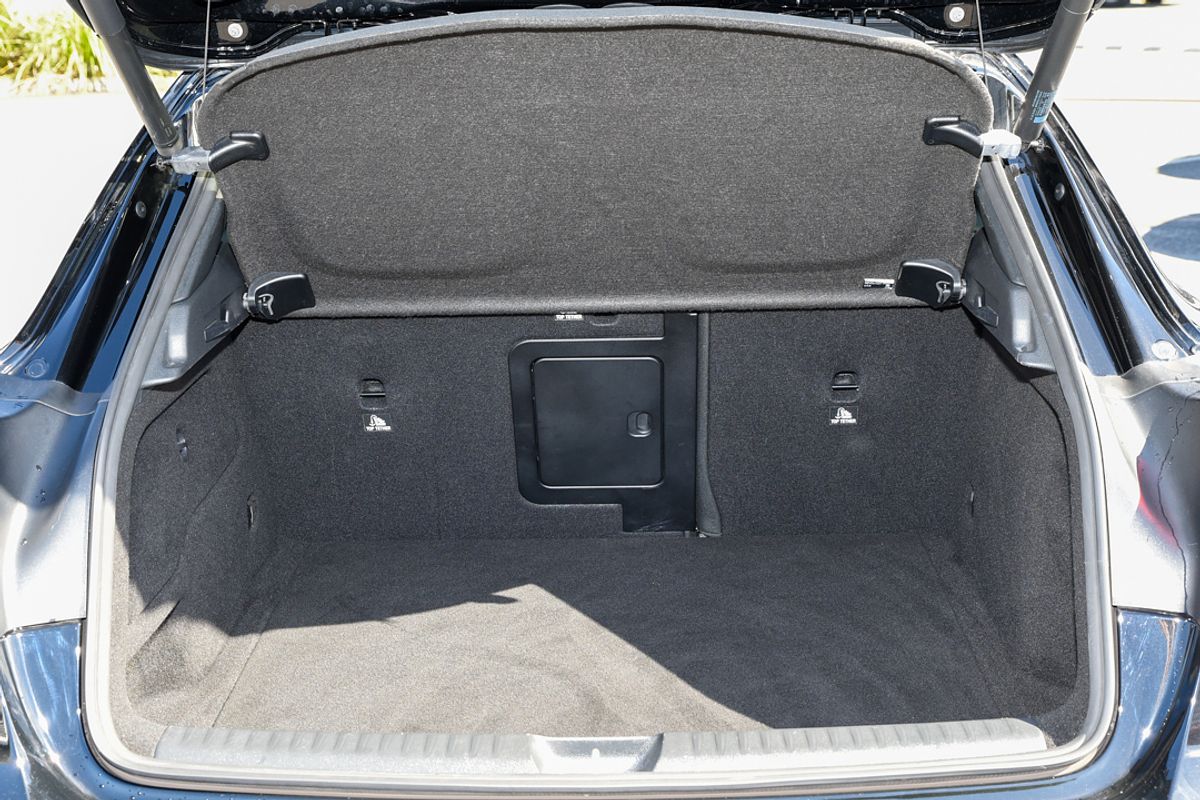 2018 Mercedes-Benz GLA-Class GLA180 X156