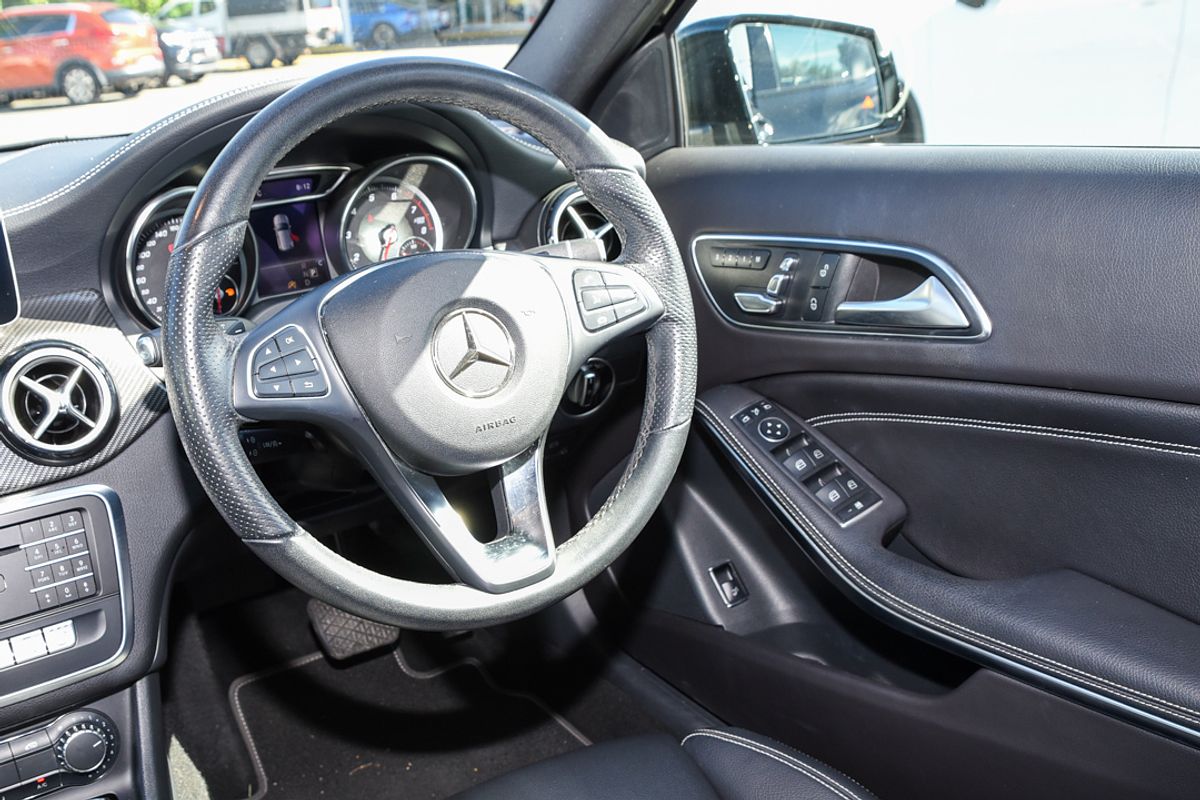 2018 Mercedes-Benz GLA-Class GLA180 X156