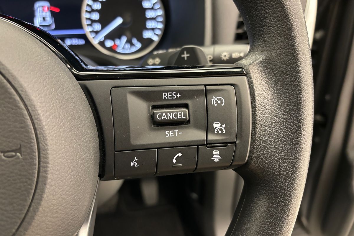 2024 Nissan X-TRAIL ST T33