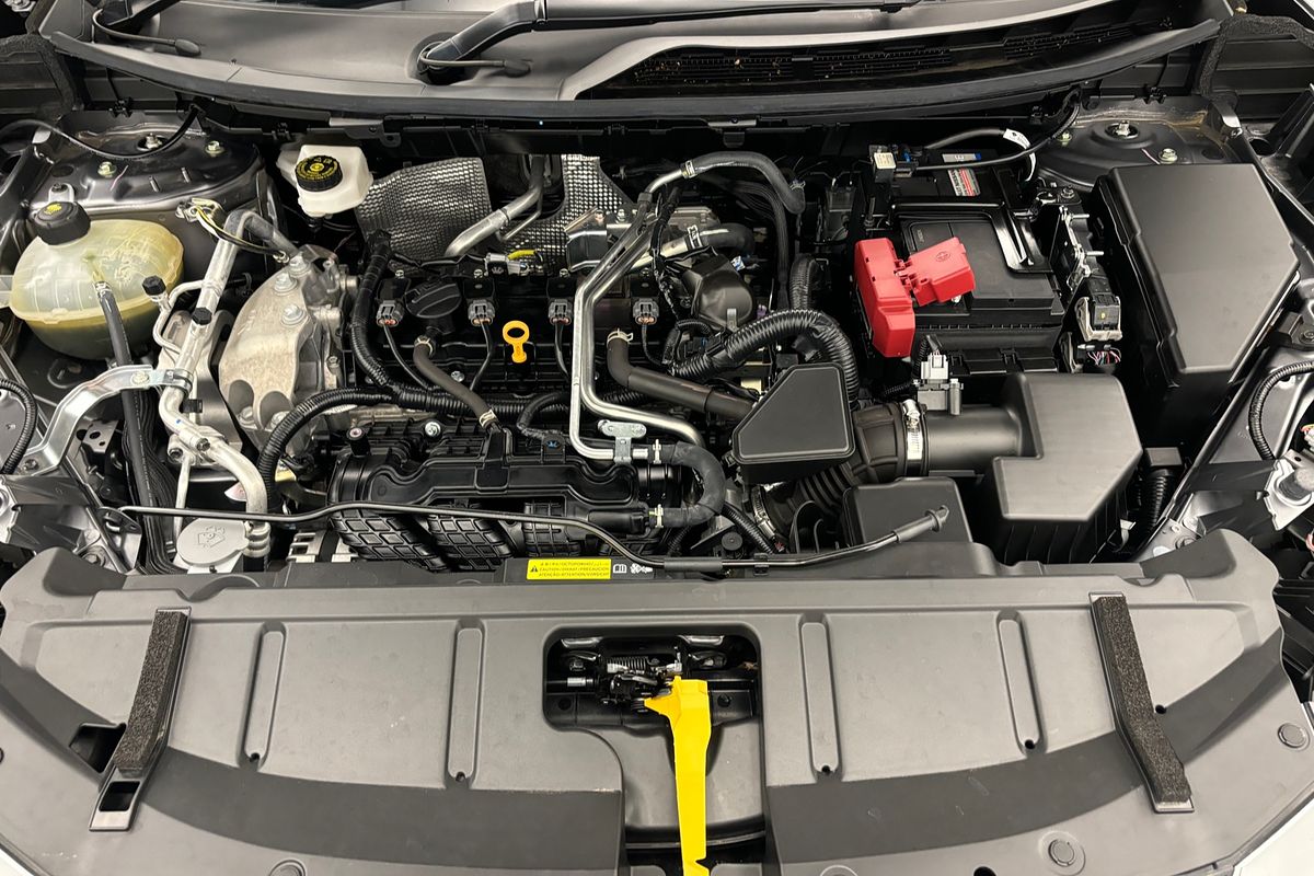 2024 Nissan X-TRAIL ST T33