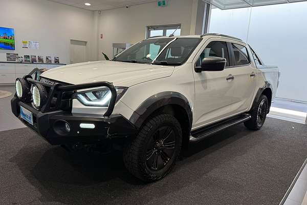2022 Isuzu D-MAX X-TERRAIN 4X4