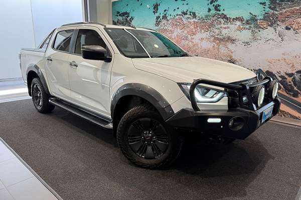 2022 Isuzu D-MAX X-TERRAIN 4X4